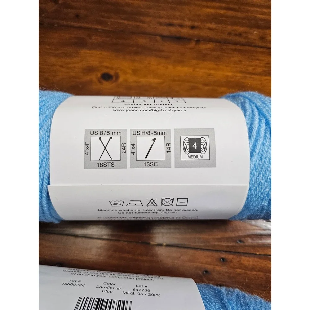 Big Twist Value 100 Percent Acrylic Yarn Cornflower Blue Medium Weight‎ 6 oz